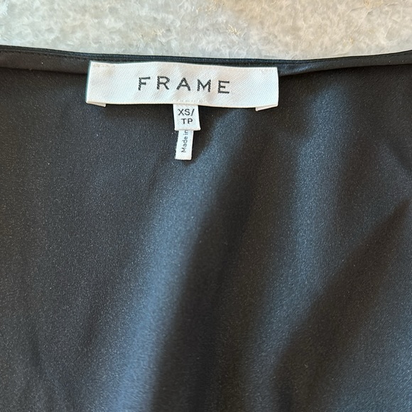 Classy and Flawless Silk FRAME Blouse Sz XS - Picture 5 of 11